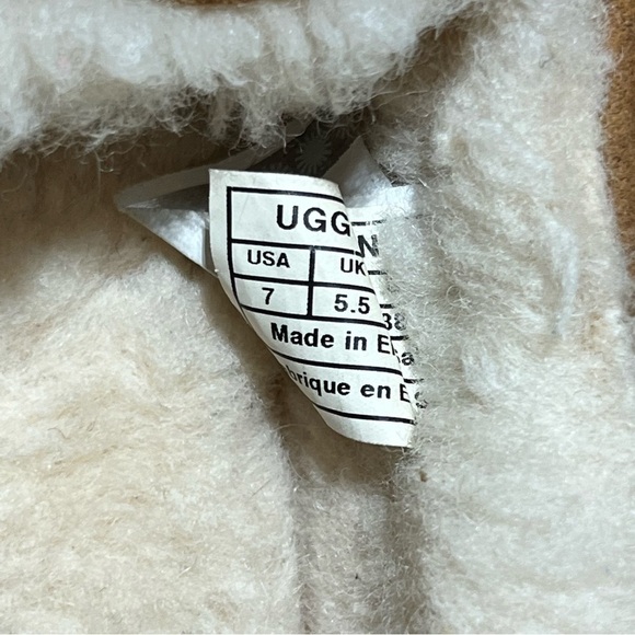 Ugg Brown Ansley Loafers - Picture 7 of 8